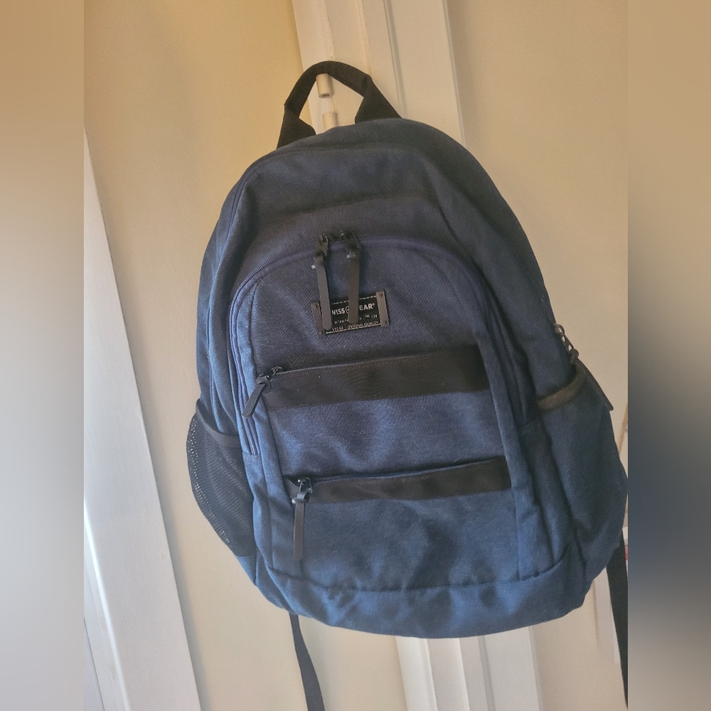 Swiss Gear Classic Navy Men's Backpack